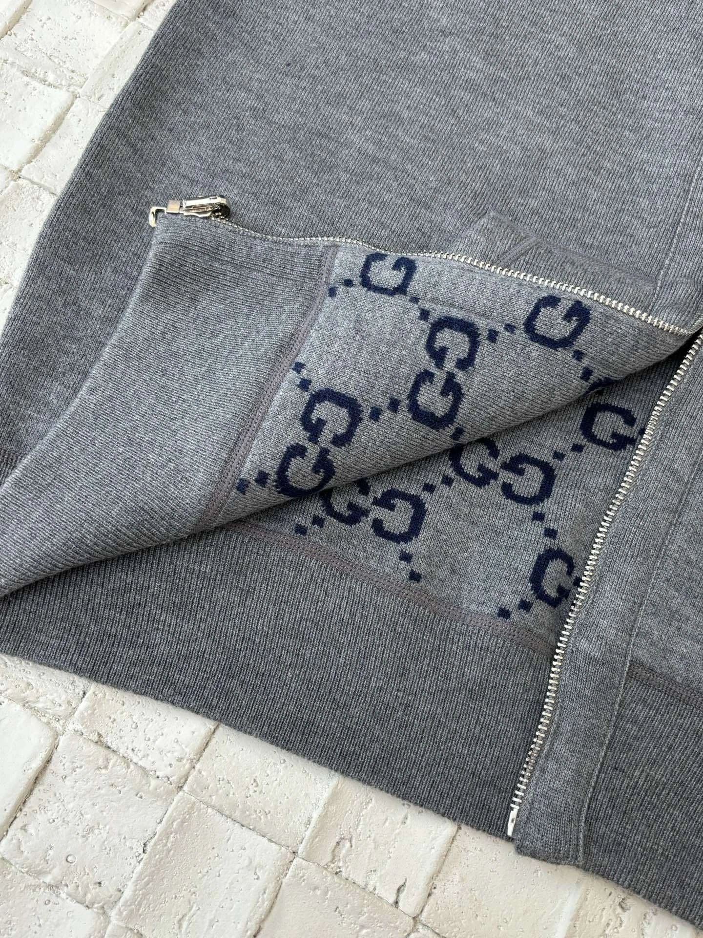 wg.luxury- 6u33i reversible wool item:E-F363F1505